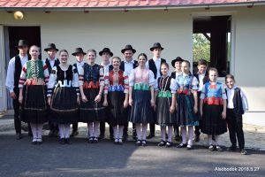 14a Mórinca Néptáncegyüttes